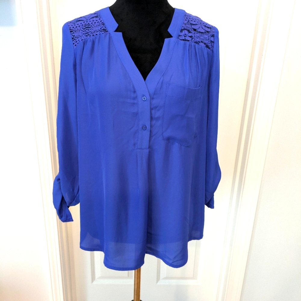 Blue Women's Top with Lace Detail Size XL